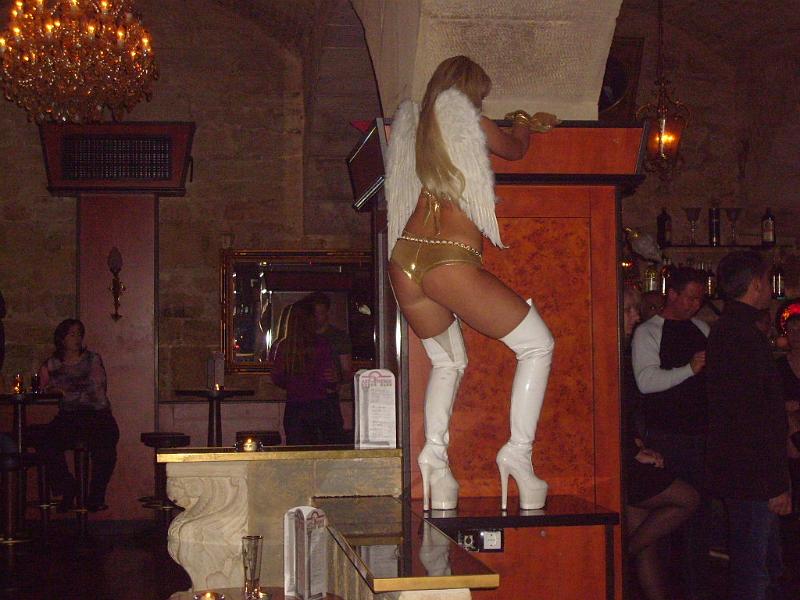 engel nikolaus stripperin gogo_0000046.JPG